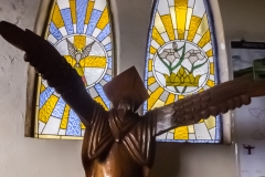 Osterinsel - Hanga Roa - in der Kirche Mischung zwischen Christentum und lokalen Einflüssen