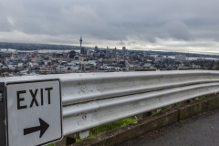 Auckland - Blick von Mount Eden auf die Skyline