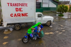 Ecuador - Tren de la Dulzura - Fleischtransport