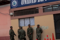 Riobamba - Militär bewacht die Präsindentschaftswahlen-Vorbereitungen