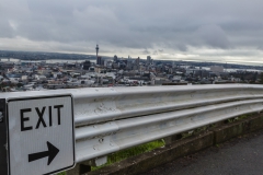 Auckland - Blick von Mount Eden auf die Skyline