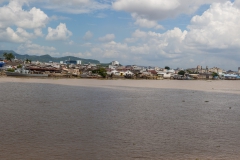 Guayaquil - Isla Santay - Blick von der Brücke auf die Stadt