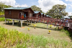 Guayaquil - Isla Santay - die Häuser im kleinen Dorf