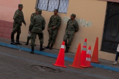 Riobamba - Militär bewacht die Präsindentschaftswahlen-Vorbereitungen