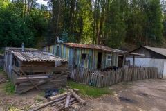 kleine Hütten tauchen immer mal wieder auf.