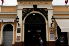 Der Eingang vom Fischmarkt in Santiago de Chile Der Eingang vom Fischmarkt in Santiago de Chile