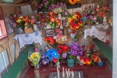 Chiloé - Cailin - fast alle Gräber sind als Gruften gebaut