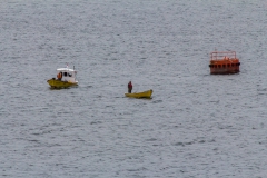 .... das ganze Dorf zur Fähre geschippert
