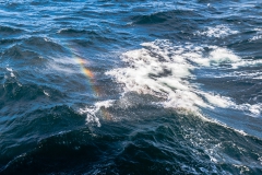 Magellanstraße - kleine Regenbogen, wenn sich die Wellen brechen