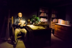 Ushuaia - Galeria Tematica Historia Fueguina - erkundet wurde die Insel u.a. durch Robert FitzRoy mit der HMS Beagle