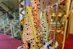 Ocean Diamond - ein wenig Weihnachtsschmuck in der Lobby