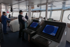 Kapitän Oleg auf der Brücke