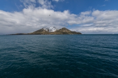 Cooper Bay vom Schiff aus