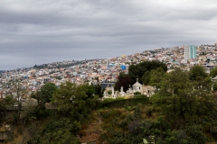 Friedhof auf einem Hügel in Valparaiso
