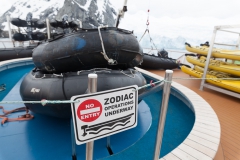 Zodiacs werden zu Wasser gelassen