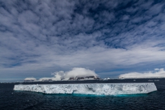Zwischen Kinnes Cove und Brown Bluff