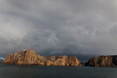 Deception Island: Einfahrt in den Vulkankegel