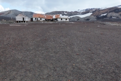 Deception Island: Überreste menschlicher Zivilisation