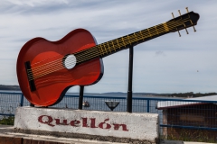 Chiloé - Quellón - ein Denkmal an der Uferpromenade